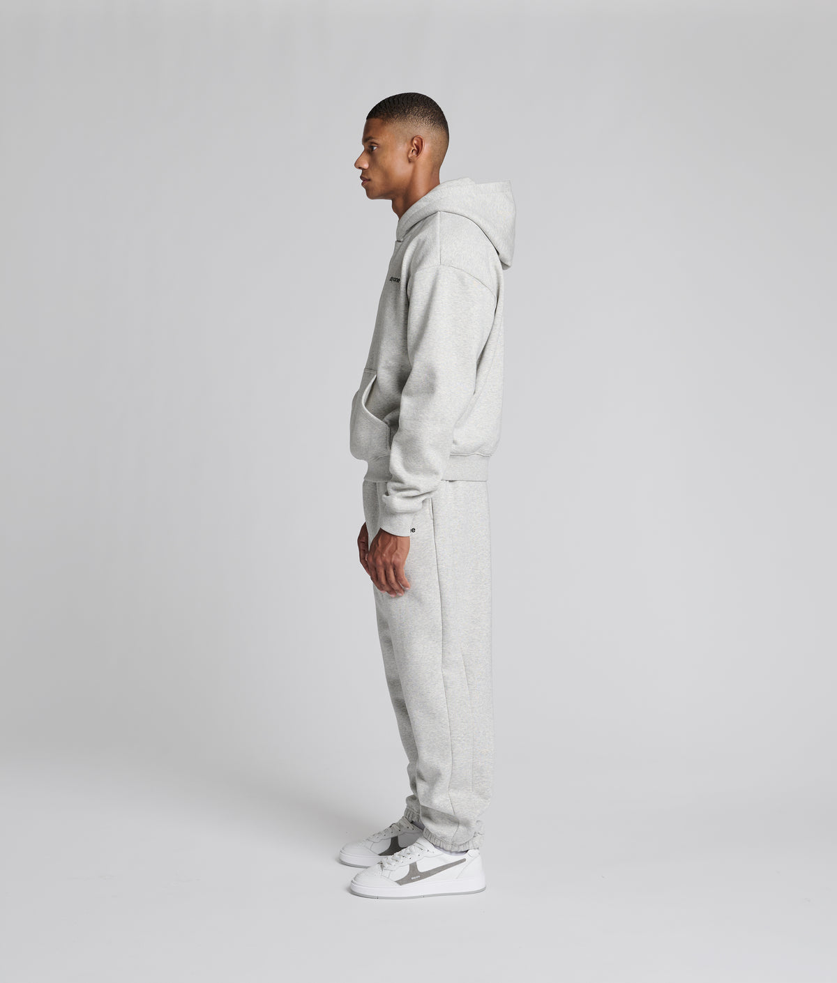 Crew Sweatpants Closed Leg