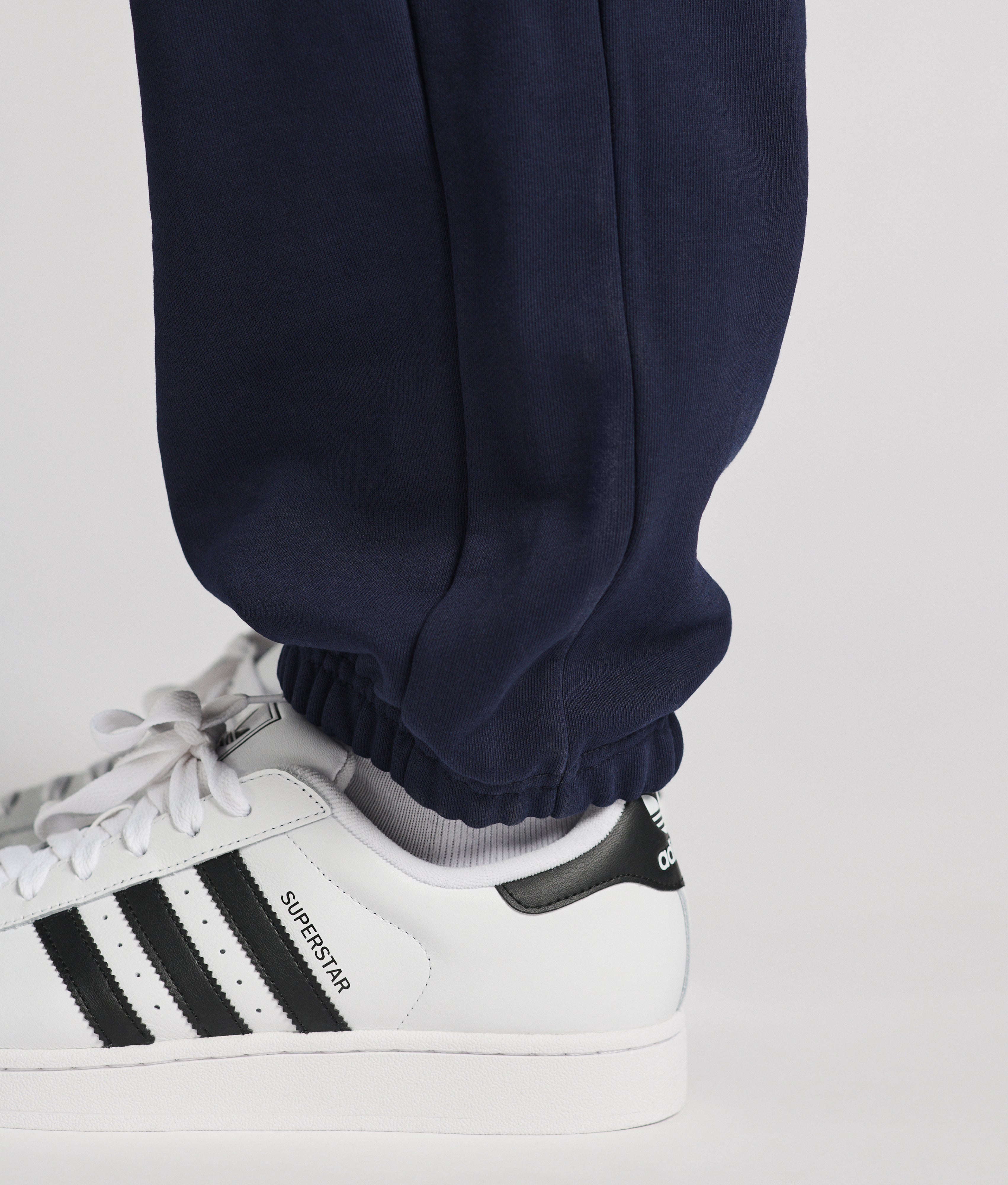 Crew Sweatpants Closed Leg