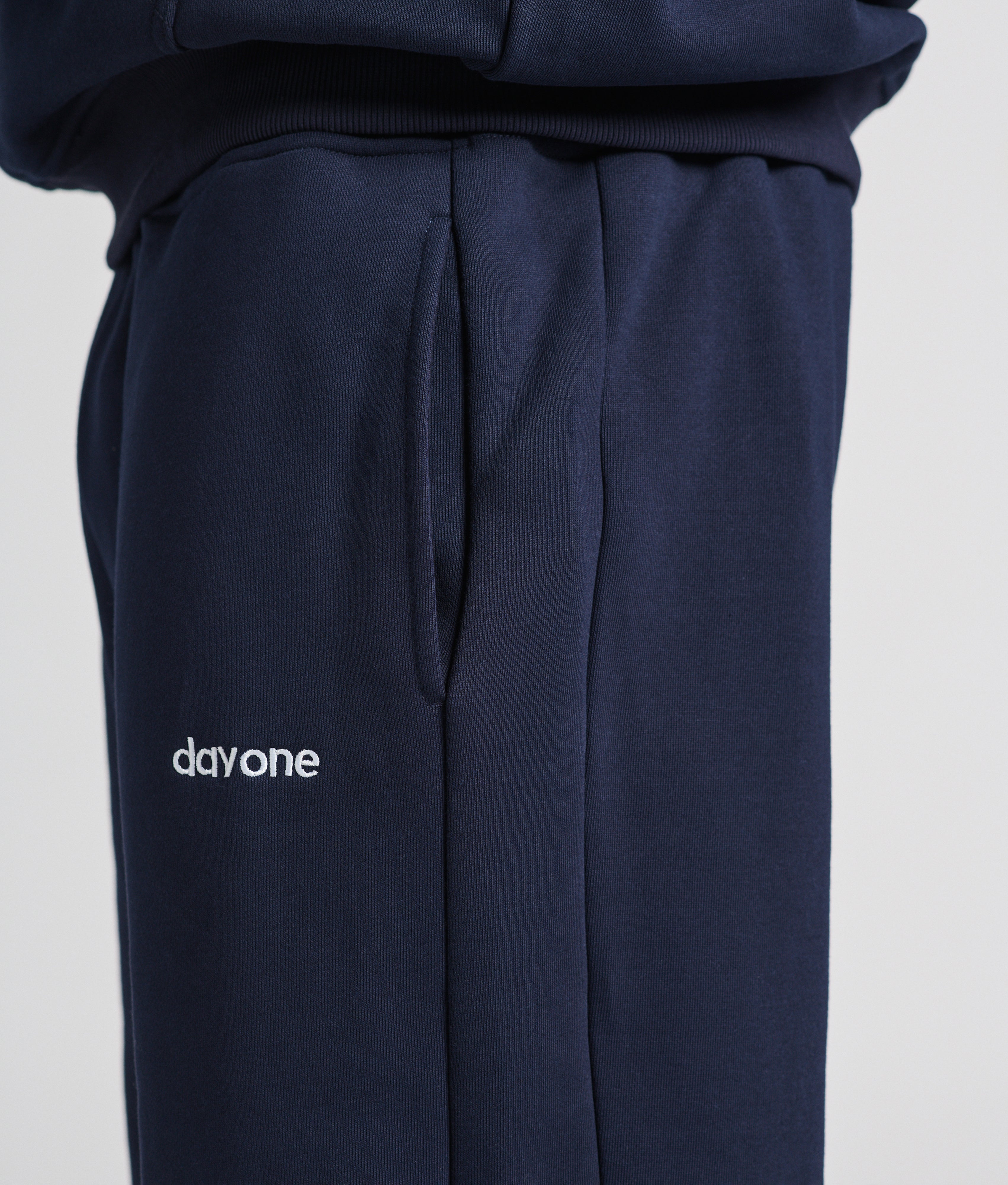 Crew Sweatpants Open Leg