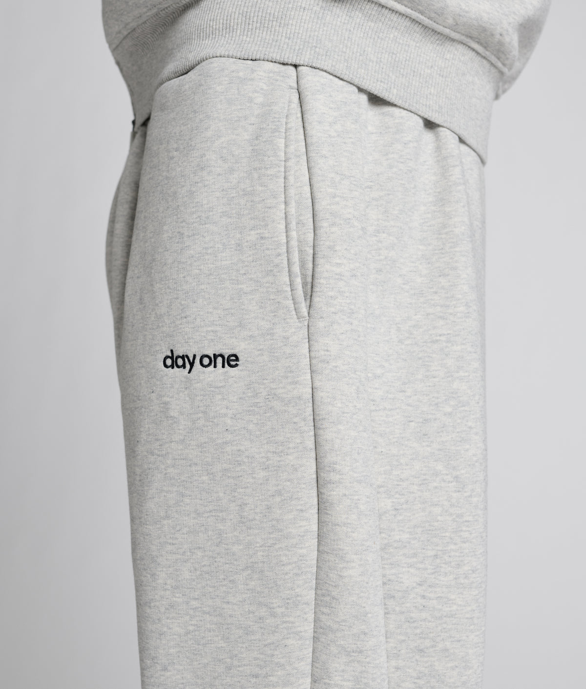 Crew Sweatpants Open Leg