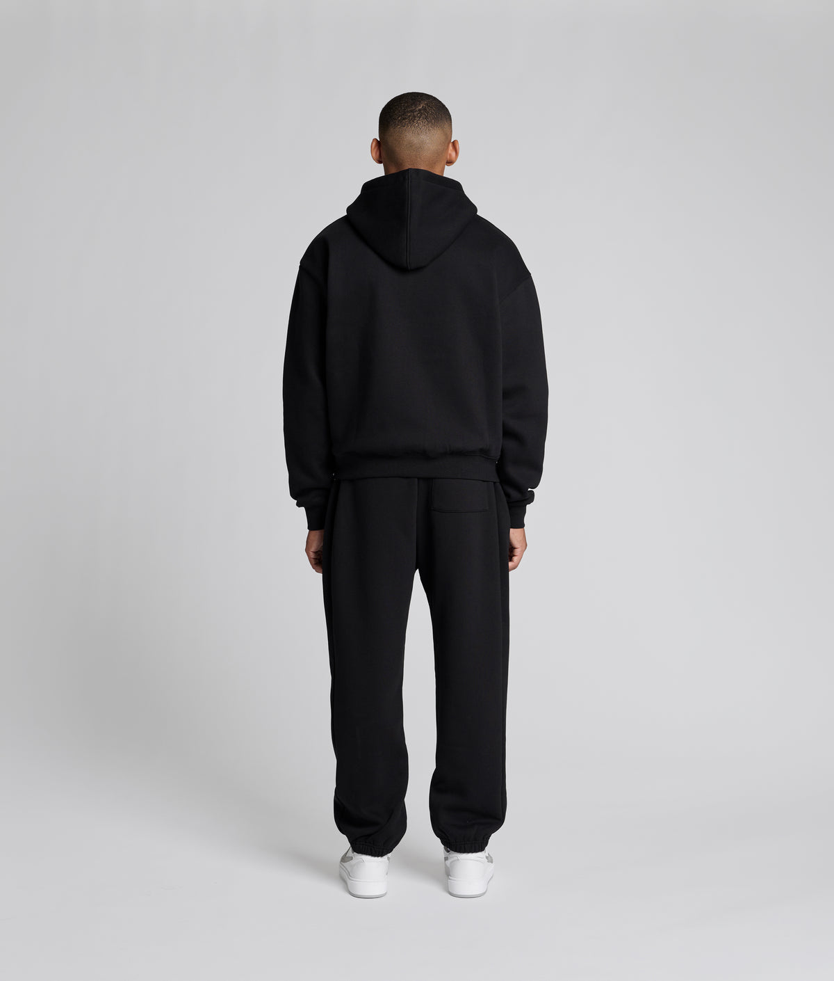 Crew Sweatpants Closed Leg