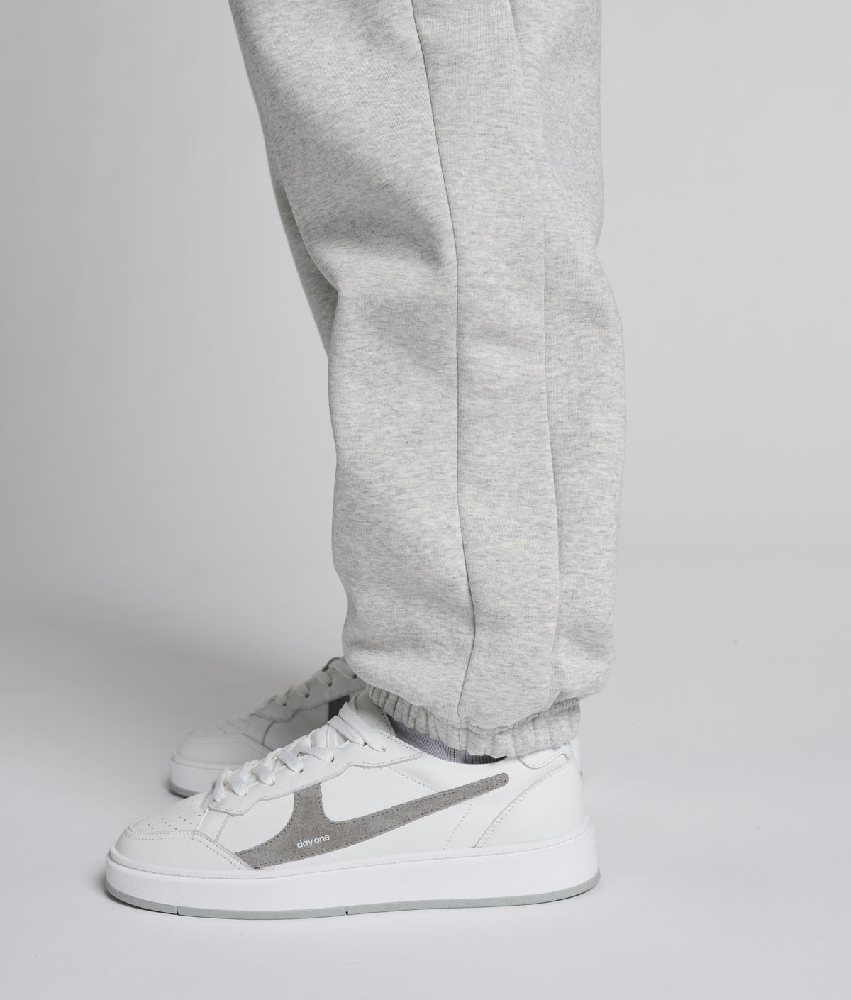 Crew Sweatpants Closed Leg