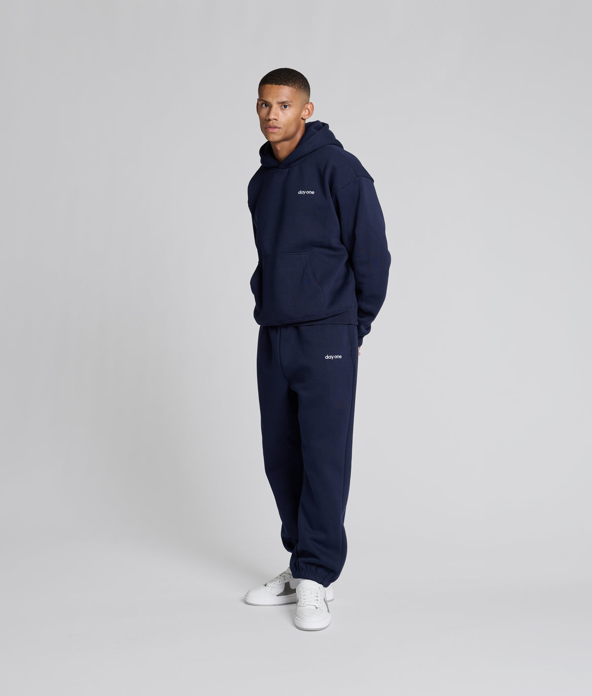 Crew Sweatpants Closed Leg
